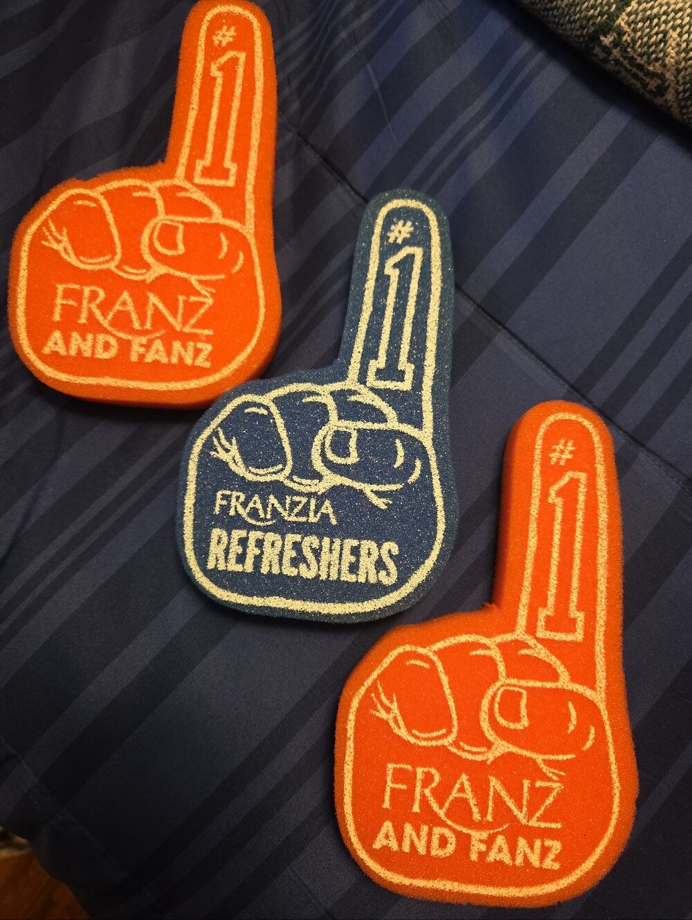 Franzia Foam #1 Fan Foam Fingers - Blue & Orange